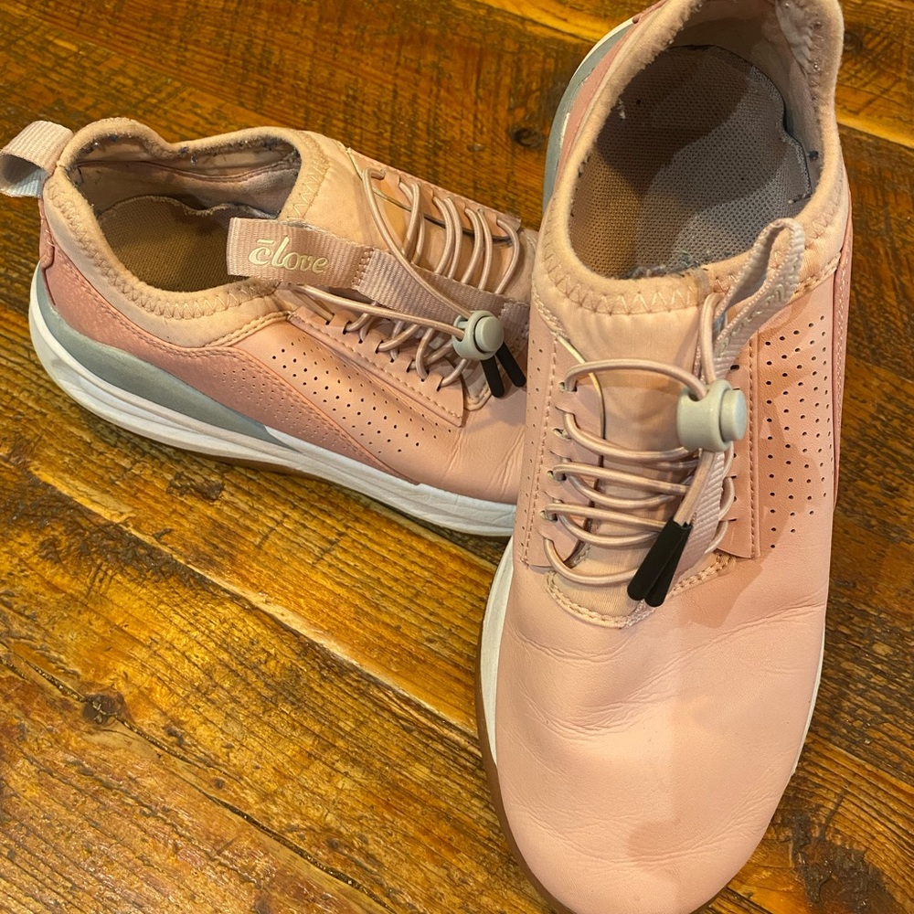 Clove Women's Pink Sneakers